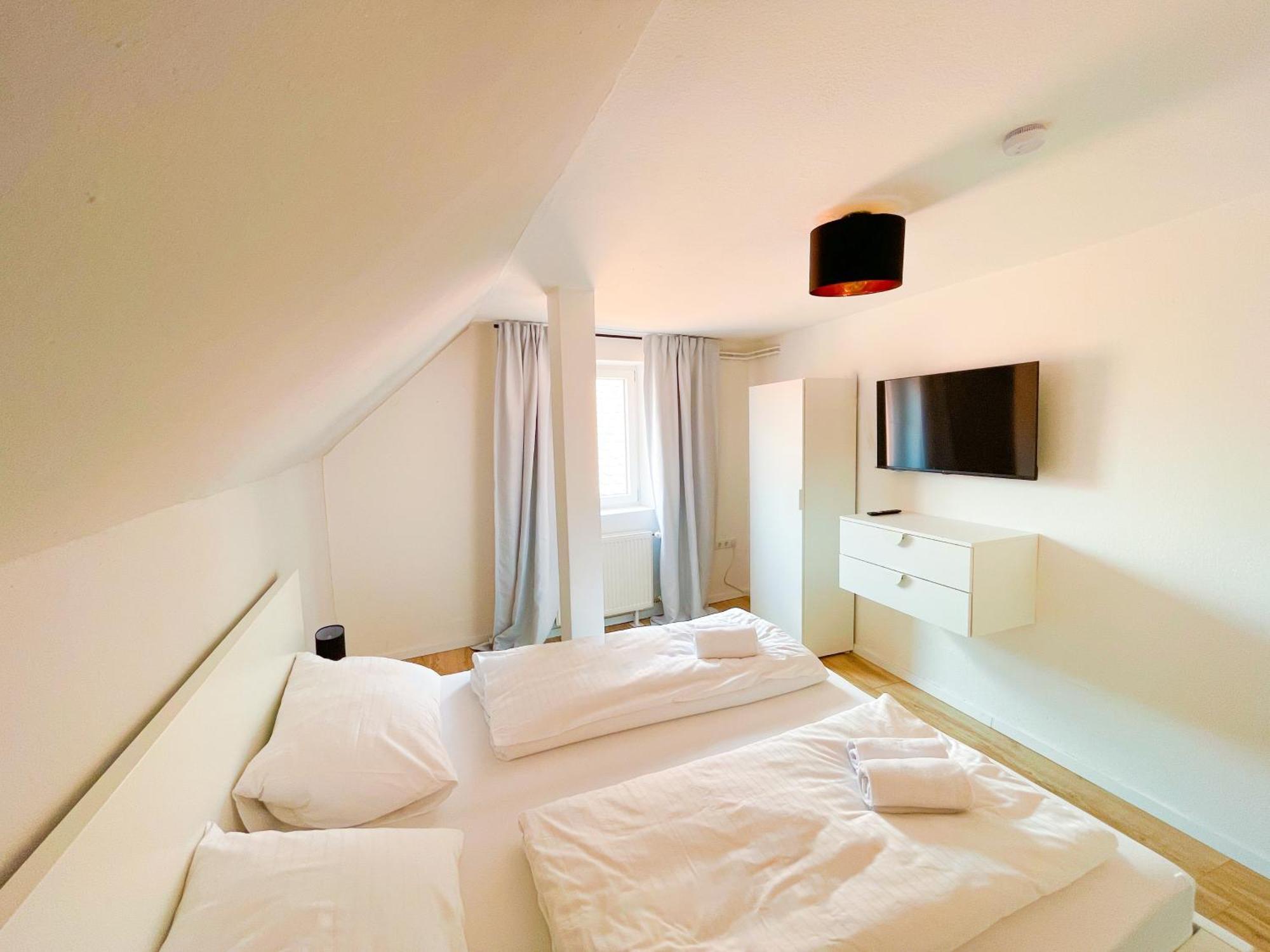 Contactless Self-Check-In - Stayhere Central City Suite 20 Graz Esterno foto